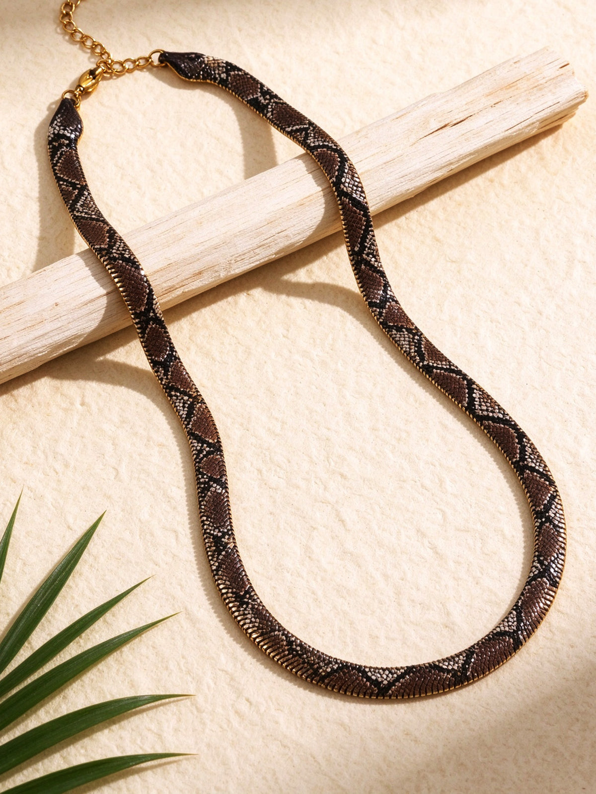 🎄 Offerta speciale di Natale 🔥 Più di 50K vendite! 🐍✨ Collana a catena con motivo geometrico a serpente vintage, audace e vistosa per collarbone