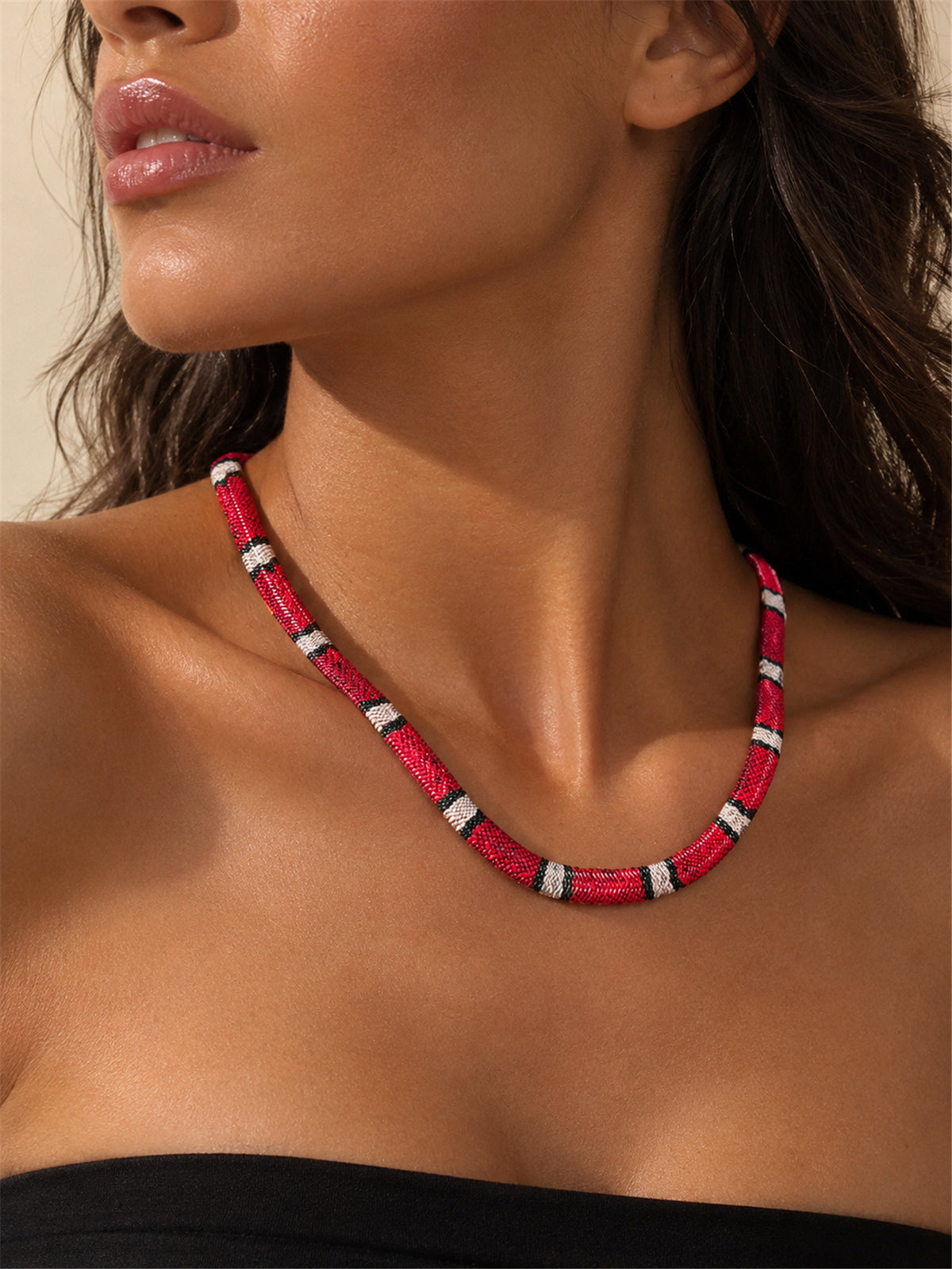 🎄 Offerta speciale di Natale 🔥 Più di 50K vendite! 🐍✨ Collana a catena con motivo geometrico a serpente vintage, audace e vistosa per collarbone