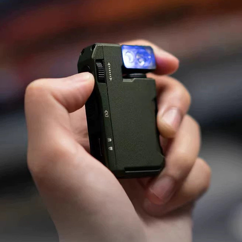 🔦 50% DI SCONTO ADESSO! ✨ Torcia EDC Mini G5 con Testa Rotante - Illuminazione Intelligente Adattiva per Avventure Ultimate 🧭⚡