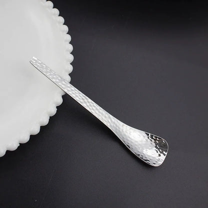 Cucchiaio da dessert in acciaio inossidabile martellato