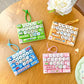 ⌨️ Portachiavi Antistress a Forma di Tasto di Tastiera – Cute Fidget Toy da Premere e Rilassare ✨