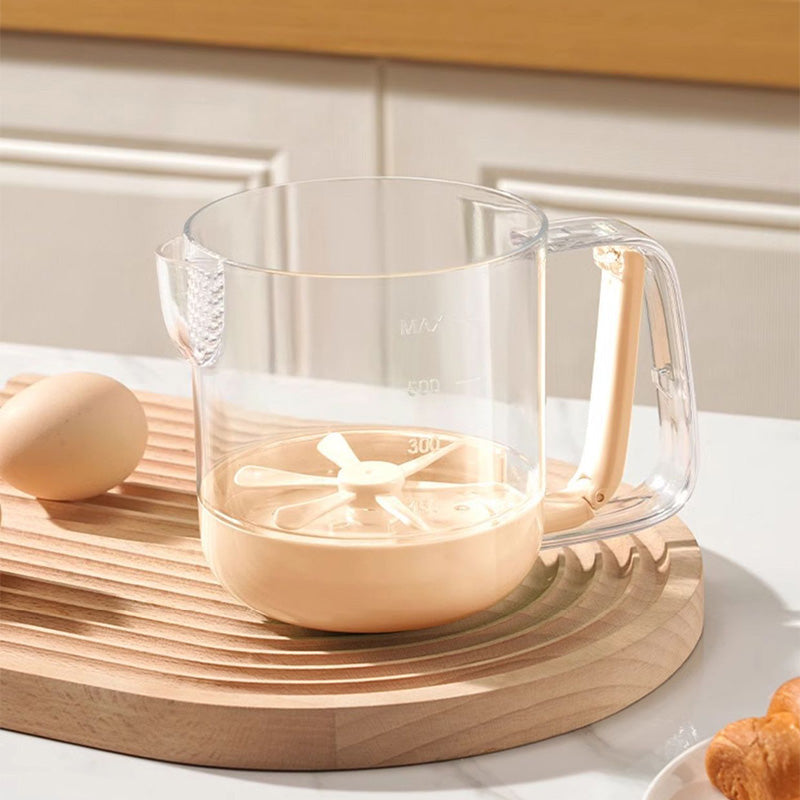 Tazza multifunzionale per mescolare le uova con pressa manuale e scala di misurazione