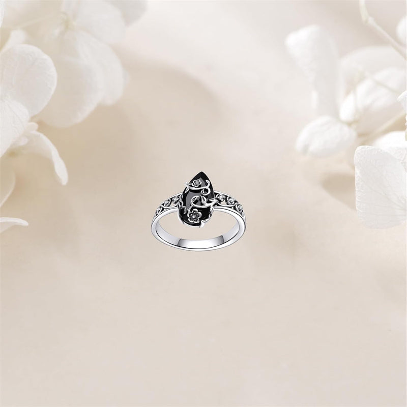 Anello Bohemian Vintage con Motivo a Vite Floreale