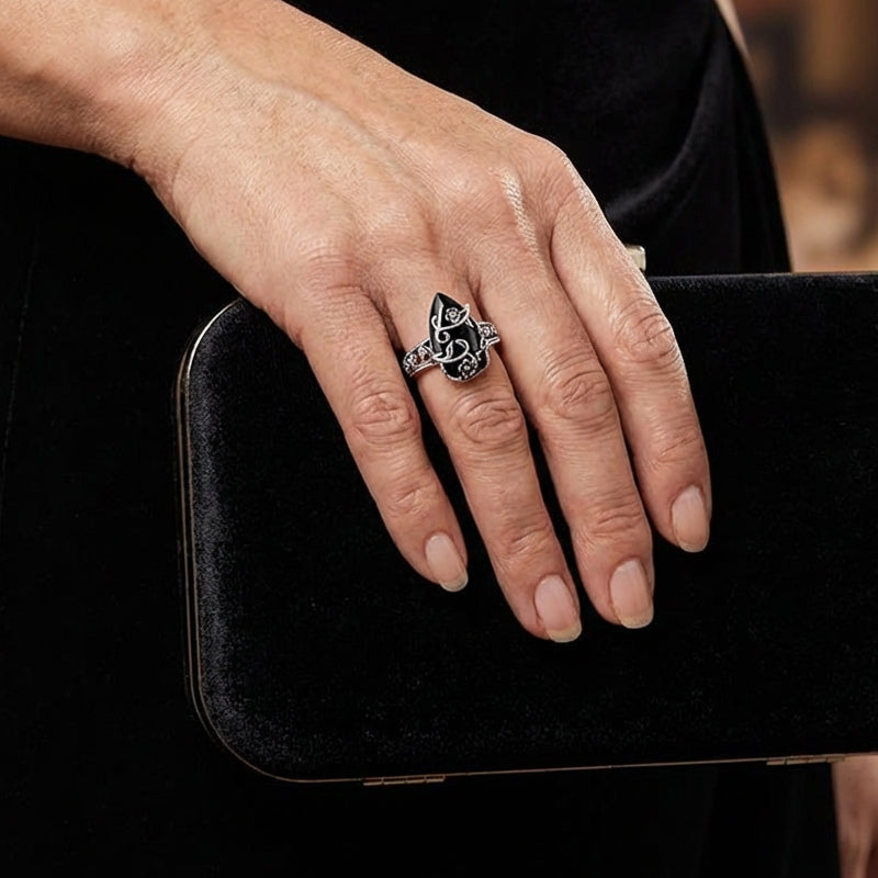 Anello Bohemian Vintage con Motivo a Vite Floreale